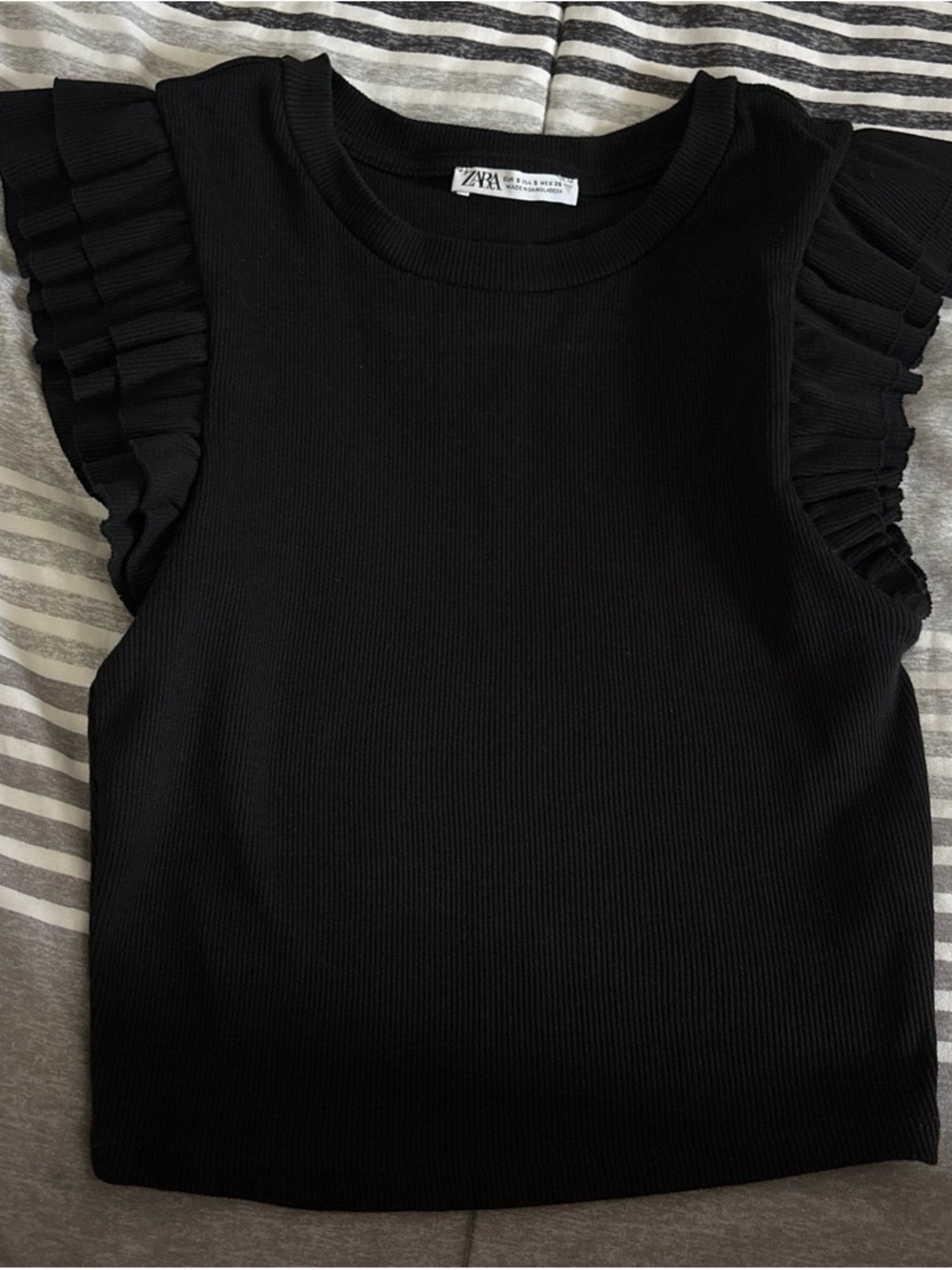 Zara Black Ruffled Ribbed Crop Top - Picture 2 of 3